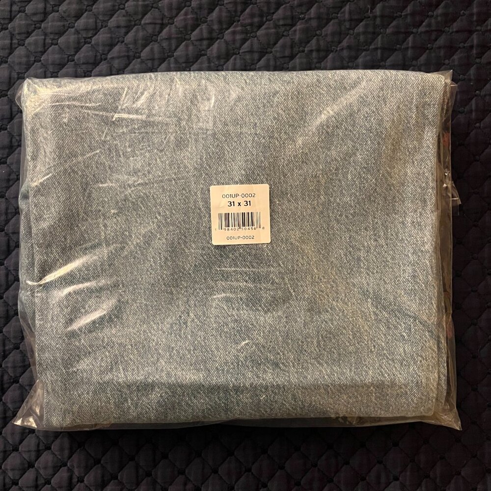 Levi’s Clinch Baggy Jeans – Size 31x31 – On-Trend Oversized Fit – NWOT - Picture 6 of 6